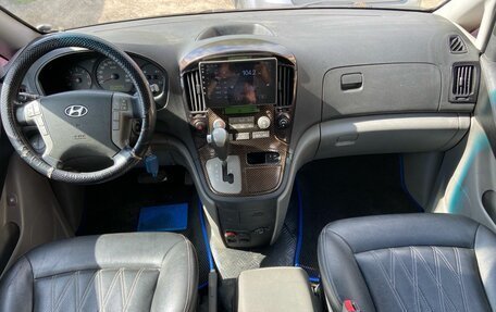 Hyundai Grand Starex Grand Starex I рестайлинг 2, 2010 год, 725 000 рублей, 13 фотография