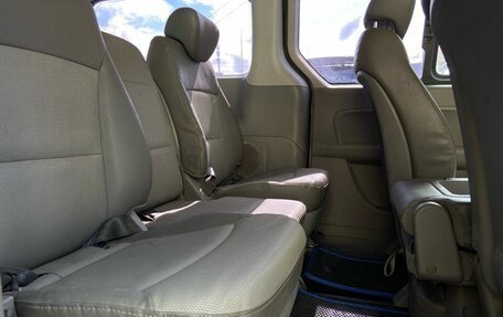 Hyundai Grand Starex Grand Starex I рестайлинг 2, 2010 год, 725 000 рублей, 11 фотография