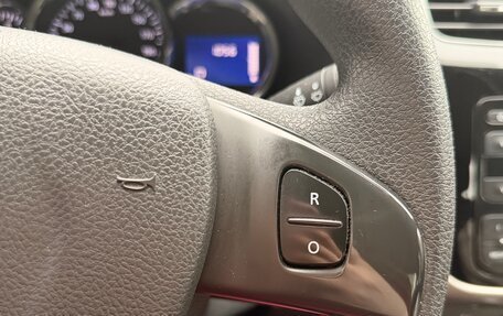 Renault Logan II, 2018 год, 980 000 рублей, 14 фотография