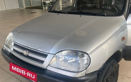 Chevrolet Niva I рестайлинг, 2004 год, 265 000 рублей, 2 фотография