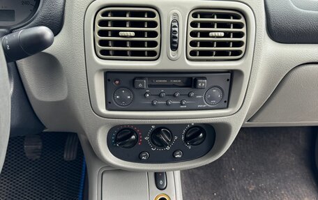 Renault Symbol I, 2006 год, 320 000 рублей, 11 фотография