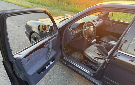 Mercedes-Benz E-Класс, 1999 год, 500 000 рублей, 5 фотография
