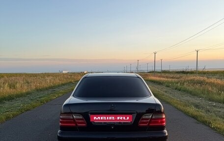 Mercedes-Benz E-Класс, 1999 год, 500 000 рублей, 13 фотография