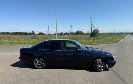 Mercedes-Benz E-Класс, 1999 год, 500 000 рублей, 33 фотография