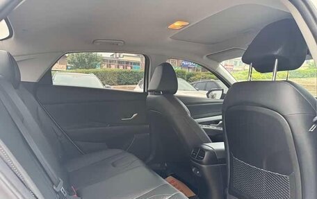 Hyundai Elantra, 2023 год, 1 555 777 рублей, 7 фотография