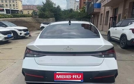 Hyundai Elantra, 2023 год, 1 555 777 рублей, 9 фотография