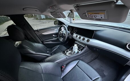 Mercedes-Benz E-Класс, 2018 год, 2 020 000 рублей, 4 фотография