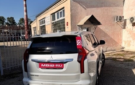Mitsubishi Pajero Sport III рестайлинг, 2020 год, 3 100 000 рублей, 2 фотография