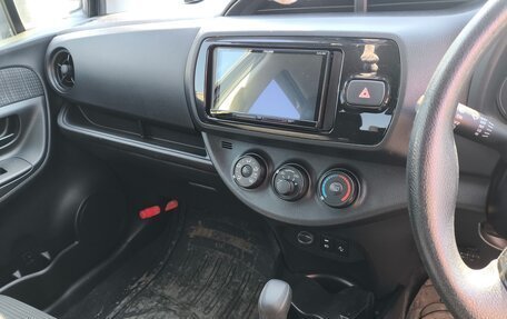 Toyota Vitz, 2019 год, 933 000 рублей, 11 фотография