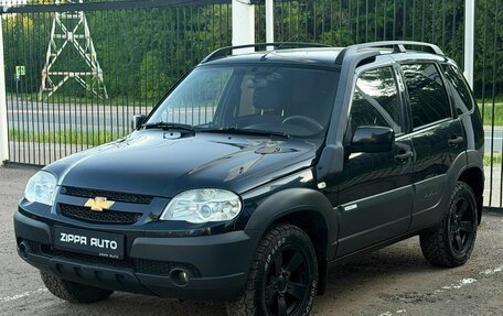 Chevrolet Niva I рестайлинг, 2013 год, 589 000 рублей, 3 фотография