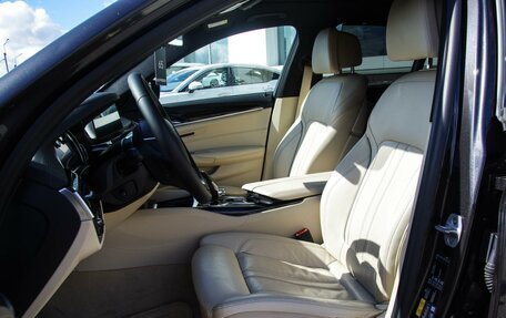 BMW 5 серия, 2017 год, 3 199 000 рублей, 7 фотография