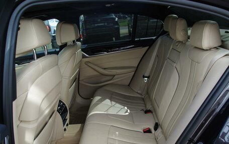 BMW 5 серия, 2017 год, 3 199 000 рублей, 8 фотография