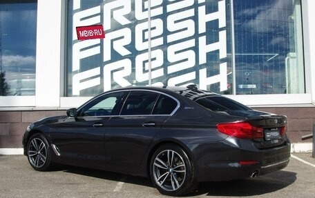 BMW 5 серия, 2017 год, 3 199 000 рублей, 2 фотография