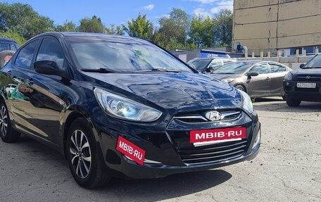 Hyundai Solaris II рестайлинг, 2011 год, 670 000 рублей, 2 фотография