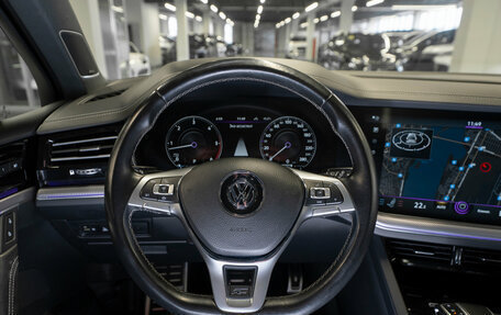 Volkswagen Touareg III, 2018 год, 4 410 000 рублей, 11 фотография