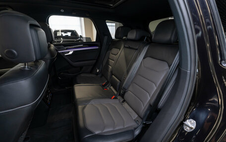 Volkswagen Touareg III, 2018 год, 4 410 000 рублей, 15 фотография