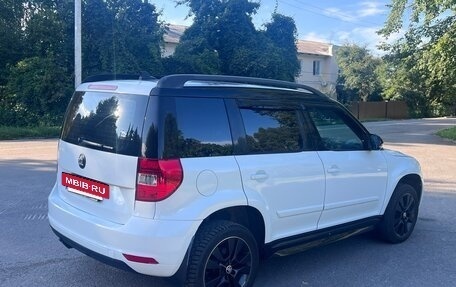 Skoda Yeti I рестайлинг, 2017 год, 1 150 000 рублей, 8 фотография