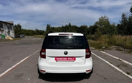 Skoda Yeti I рестайлинг, 2017 год, 1 150 000 рублей, 33 фотография
