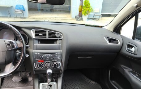 Citroen C4 II рестайлинг, 2012 год, 600 000 рублей, 24 фотография
