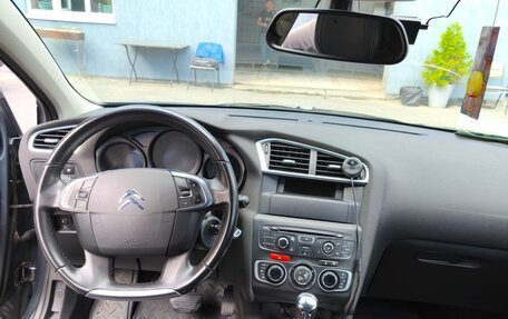 Citroen C4 II рестайлинг, 2012 год, 600 000 рублей, 23 фотография