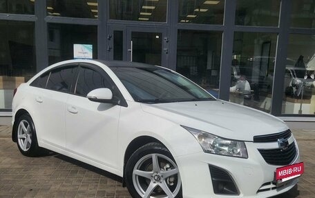 Chevrolet Cruze II, 2015 год, 930 000 рублей, 2 фотография