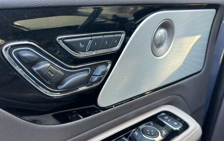 Lincoln Aviator II, 2019 год, 3 350 000 рублей, 11 фотография