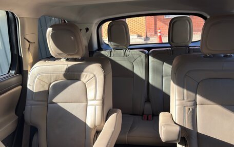 Lincoln Aviator II, 2019 год, 3 350 000 рублей, 10 фотография