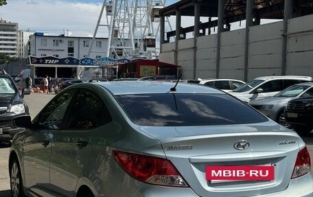 Hyundai Solaris II рестайлинг, 2011 год, 650 000 рублей, 4 фотография