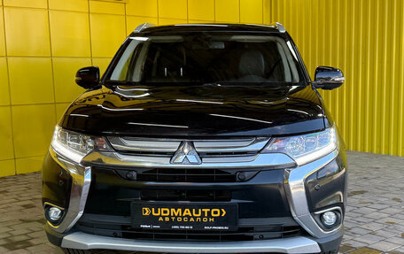Mitsubishi Outlander III рестайлинг 3, 2018 год, 2 190 000 рублей, 2 фотография