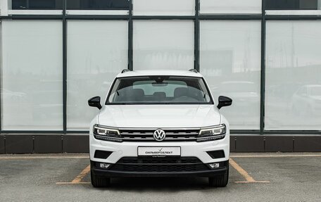 Volkswagen Tiguan II, 2020 год, 2 549 000 рублей, 3 фотография