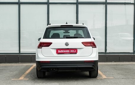 Volkswagen Tiguan II, 2020 год, 2 549 000 рублей, 4 фотография
