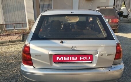 Mazda 323, 1998 год, 190 000 рублей, 7 фотография