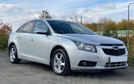Chevrolet Cruze II, 2011 год, 500 000 рублей, 4 фотография