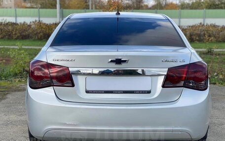 Chevrolet Cruze II, 2011 год, 500 000 рублей, 2 фотография