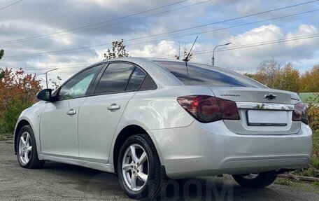 Chevrolet Cruze II, 2011 год, 500 000 рублей, 15 фотография