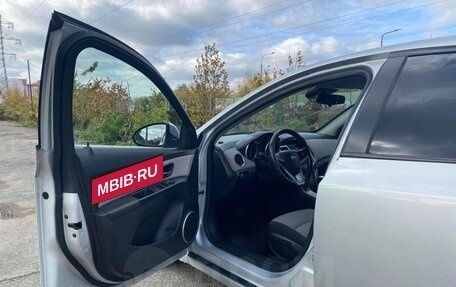 Chevrolet Cruze II, 2011 год, 500 000 рублей, 14 фотография