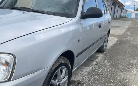 Hyundai Accent II, 2011 год, 410 000 рублей, 3 фотография