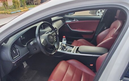 KIA Stinger I, 2018 год, 2 600 000 рублей, 5 фотография