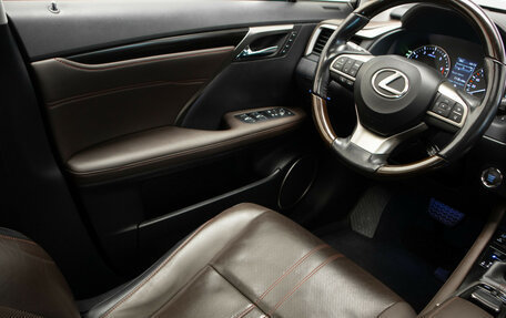 Lexus RX IV рестайлинг, 2016 год, 3 265 000 рублей, 20 фотография