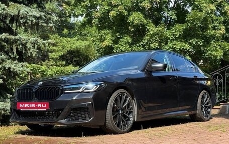 BMW 5 серия, 2018 год, 3 200 000 рублей, 2 фотография