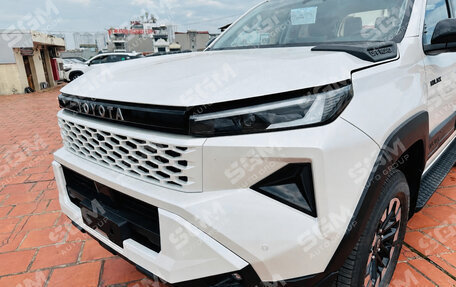 Toyota Hilux, 2026 год, 7 996 000 рублей, 11 фотография