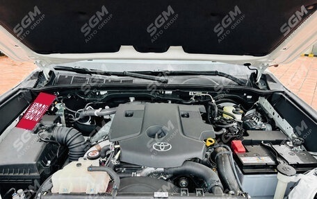 Toyota Hilux, 2026 год, 7 996 000 рублей, 12 фотография