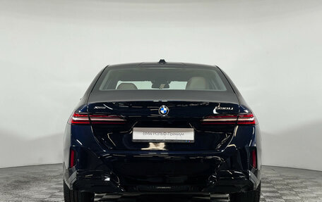 BMW 5 серия, 2025 год, 8 350 000 рублей, 6 фотография