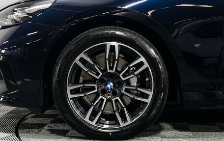 BMW 5 серия, 2025 год, 8 350 000 рублей, 9 фотография