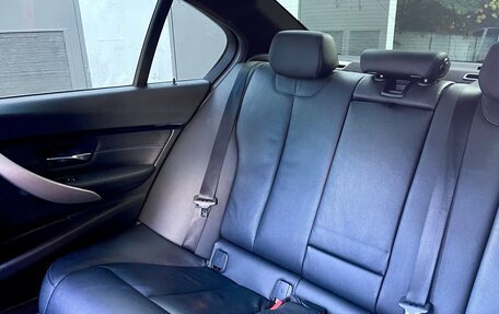 BMW 3 серия, 2018 год, 2 799 999 рублей, 19 фотография