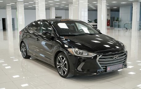 Hyundai Elantra VI рестайлинг, 2017 год, 819 000 рублей, 3 фотография