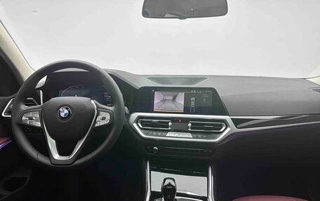 BMW 3 серия, 2022 год, 3 540 000 рублей, 10 фотография