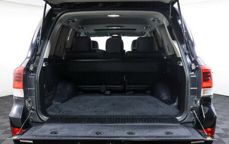 Toyota Land Cruiser 200, 2018 год, 5 655 000 рублей, 9 фотография