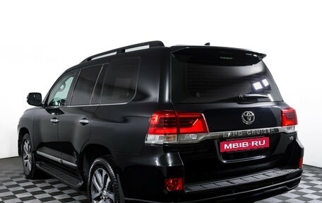 Toyota Land Cruiser 200, 2018 год, 5 655 000 рублей, 7 фотография