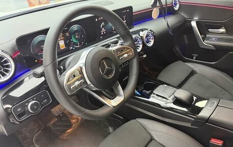 Mercedes-Benz A-Класс, 2022 год, 1 393 000 рублей, 11 фотография